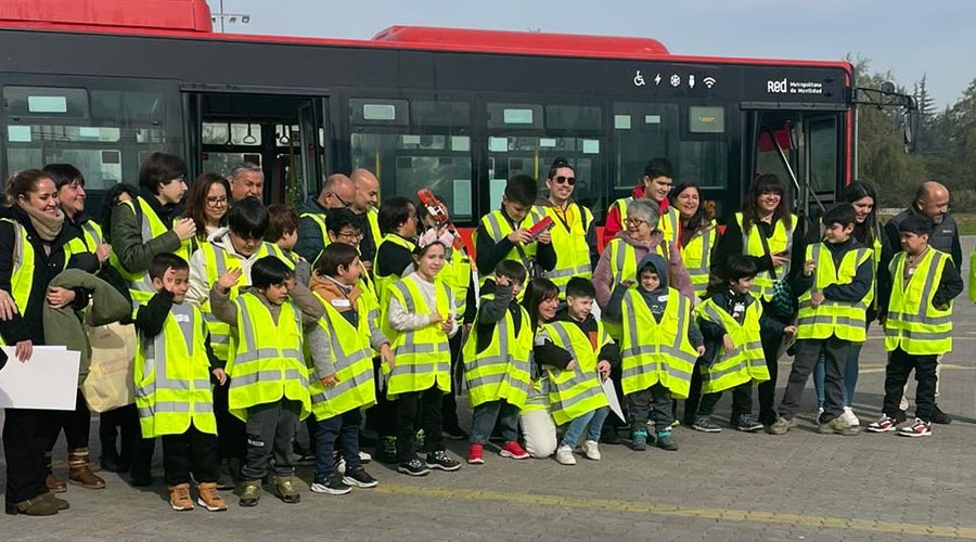 Red Movilidad realiza charlas educativas sobre el transporte público