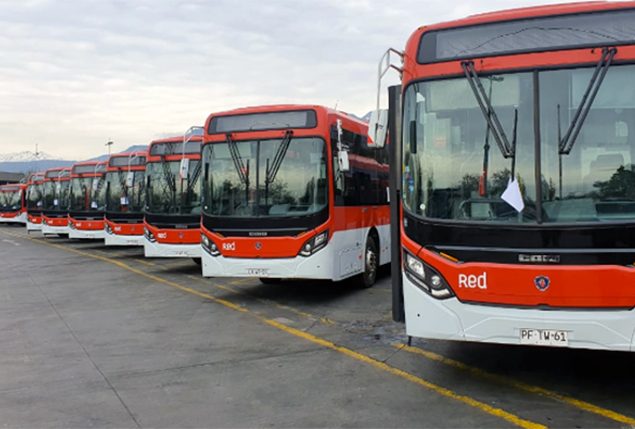Continuamos adicionando ônibus Vermelhos: Novas quatro rotas estreiam com nova frota