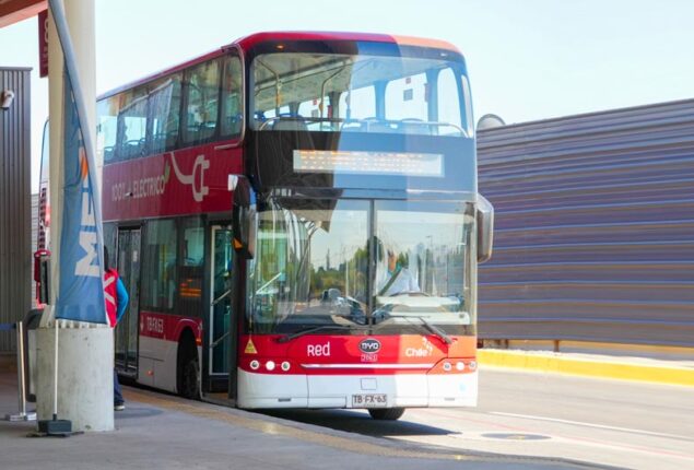 Red Movilidad: seis millones de pasajeros han viajado en los servicios al Aeropuerto de Santiago