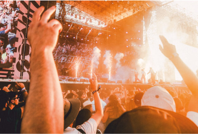 Red Movilidad anuncia plan de transporte para Lollapalooza y AC/DC