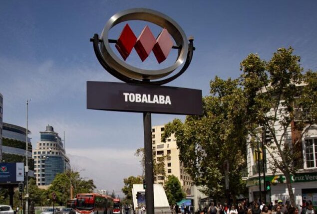 Providencia: Parada 8 / Metro Tobalaba deja de prestar servicio por obras de mejoramiento en aceras